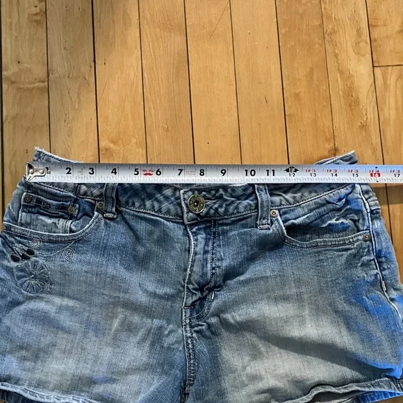 Vintage Y2K Z. Co Embroidered Denim Short Shorts - Picture 5 of 11